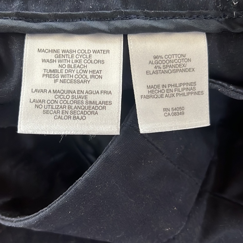 Jones New York Bermuda Shorts Navy Twill Cotton Blend Stretch Shorts w/Side Slit - Picture 12 of 13
